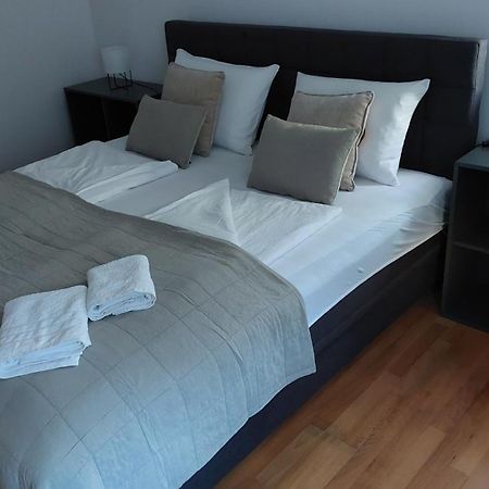 Parenzo Premium Apartment بوريتش المظهر الخارجي الصورة