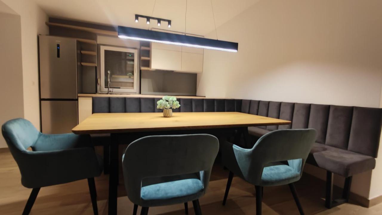 Parenzo Premium Apartment بوريتش المظهر الخارجي الصورة